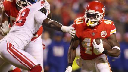 Former Chiefs Fan-Favorite RB Signs With Saints: Report