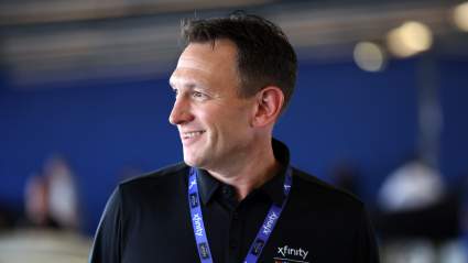 Comcast Kicks Off Champion’s Week With Prestigious Award