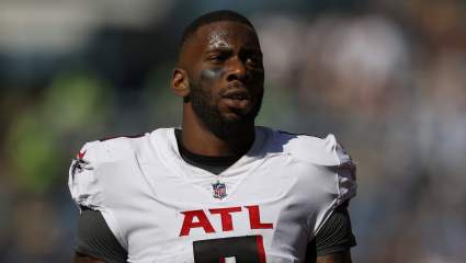 Falcons TE Kyle Pitts Goes Down vs. Bears