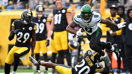 Elijah Moore Sends Clear Message on Jets Future With Viral Post