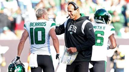 Robert Saleh Pokes Fun at Jets Coach in Viral Clip