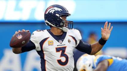 Russell Wilson ‘Losing His Mind’ With Old Seahawks Audibles, Says Ex-Broncos Champ