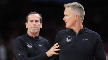 Warriors’ Steve Kerr Sends Strong Message to Kyrie Irving Amid Controversy