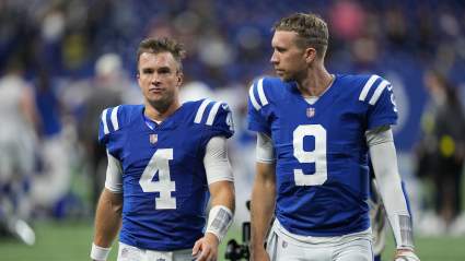 Former Colts Quarterback Signs With New Team