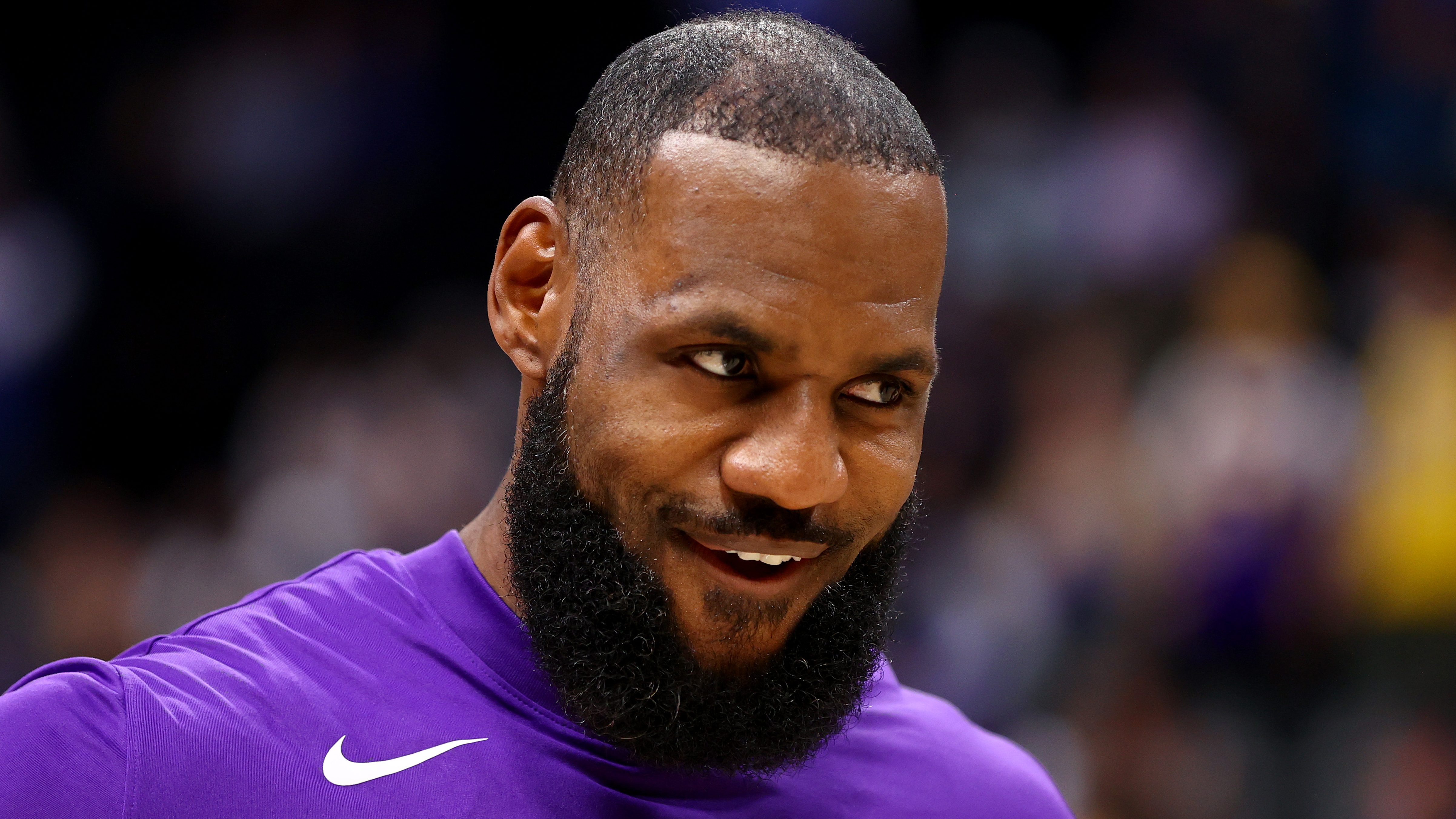 Lakers Star LeBron James Sparks Controversy With Kyrie Irving Tweet