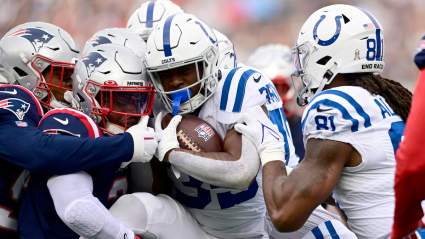Colts’ Ryan Kelly, Parris Campbell Rips Offense After Loss to Patriots