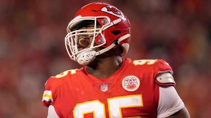 Chiefs DT Chris Jones Bashes ‘Clown’ Hall of Famer in Viral Post