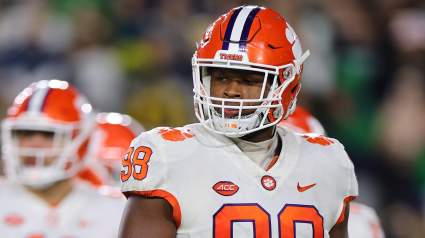 Ideal ‘Robert Quinn Replacement’ Emerging for Bears