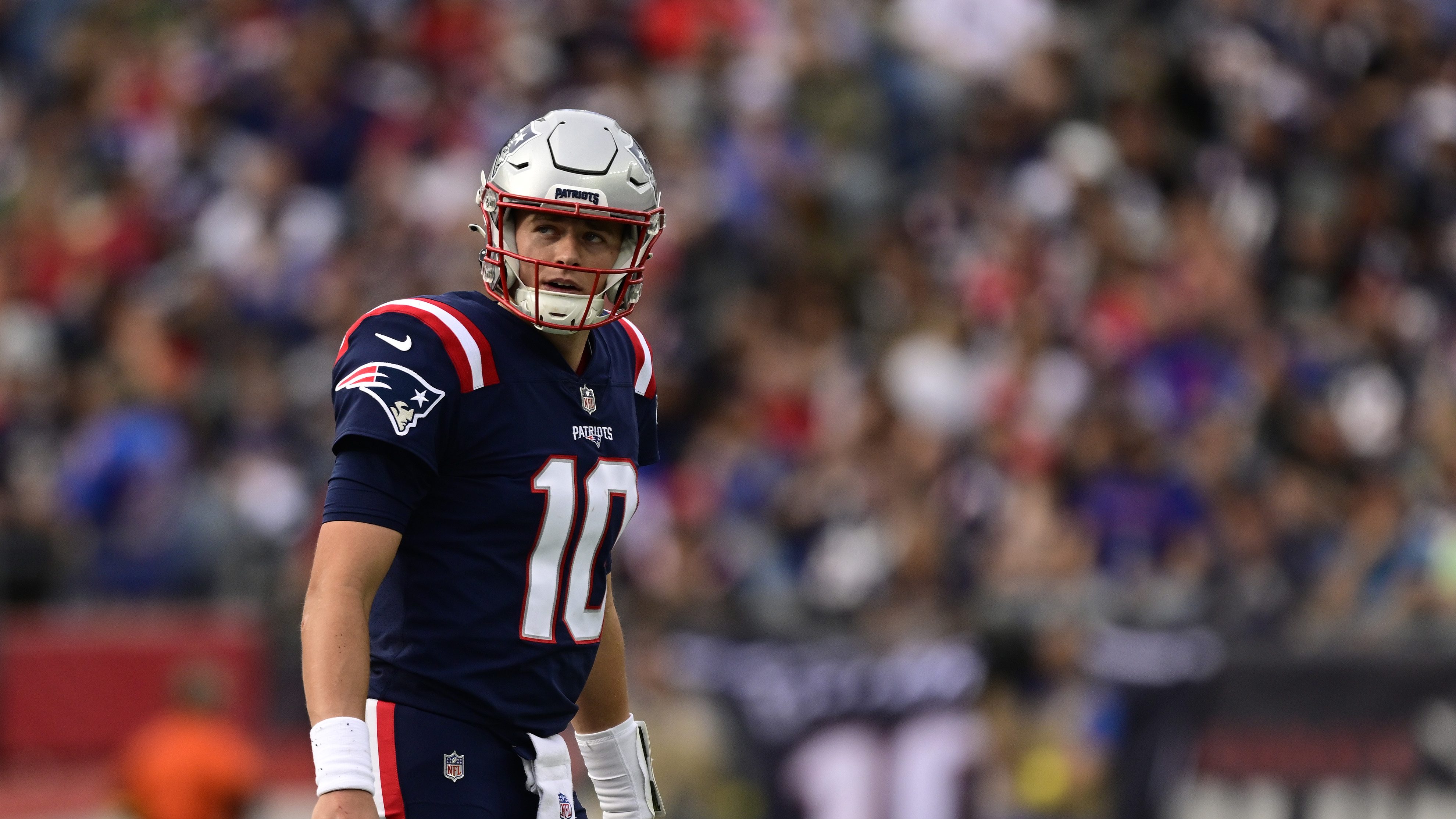 Patriots QB Mac Jones shown yelling on sidelines during loss vs. Bills