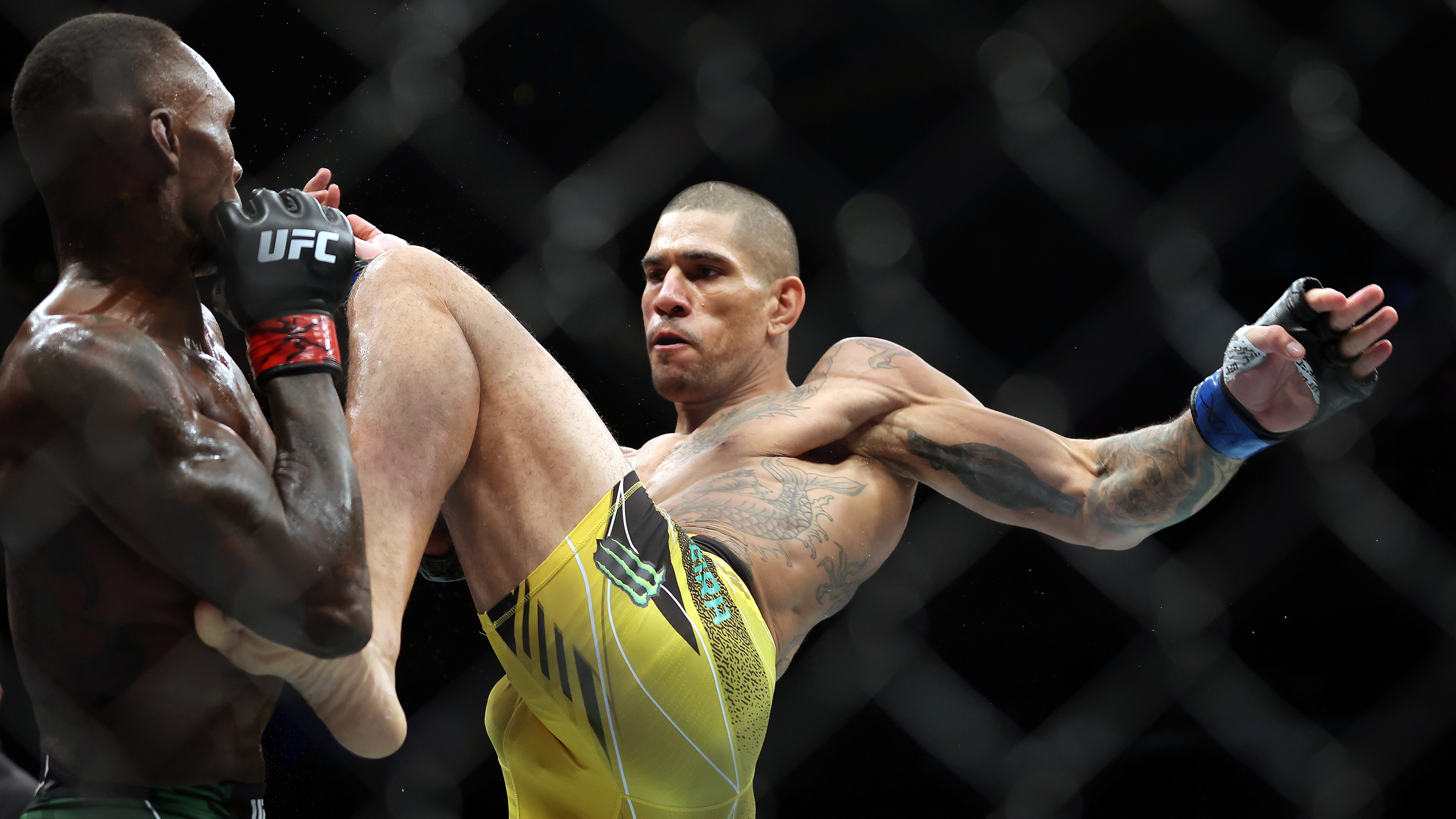 Analyst Says UFC Star Will 'Beat The S***' Out Of Terrifying Champ Alex ...