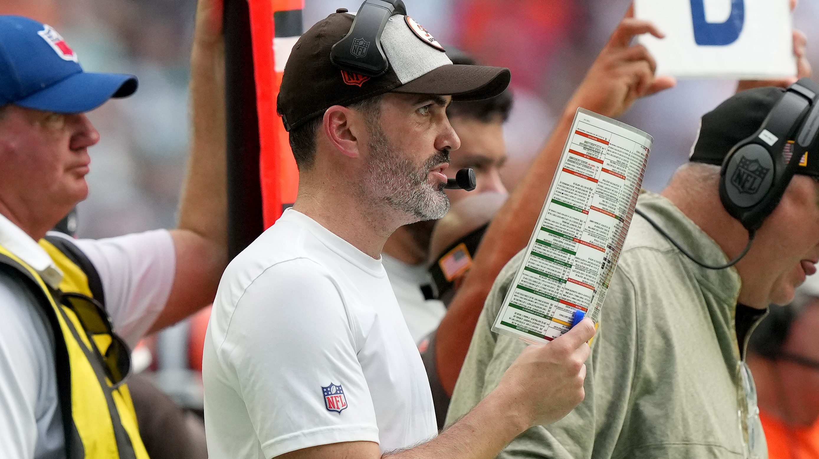 Browns Coach Kevin Stefanski Put On Notice After Blowout Loss | Heavy.com