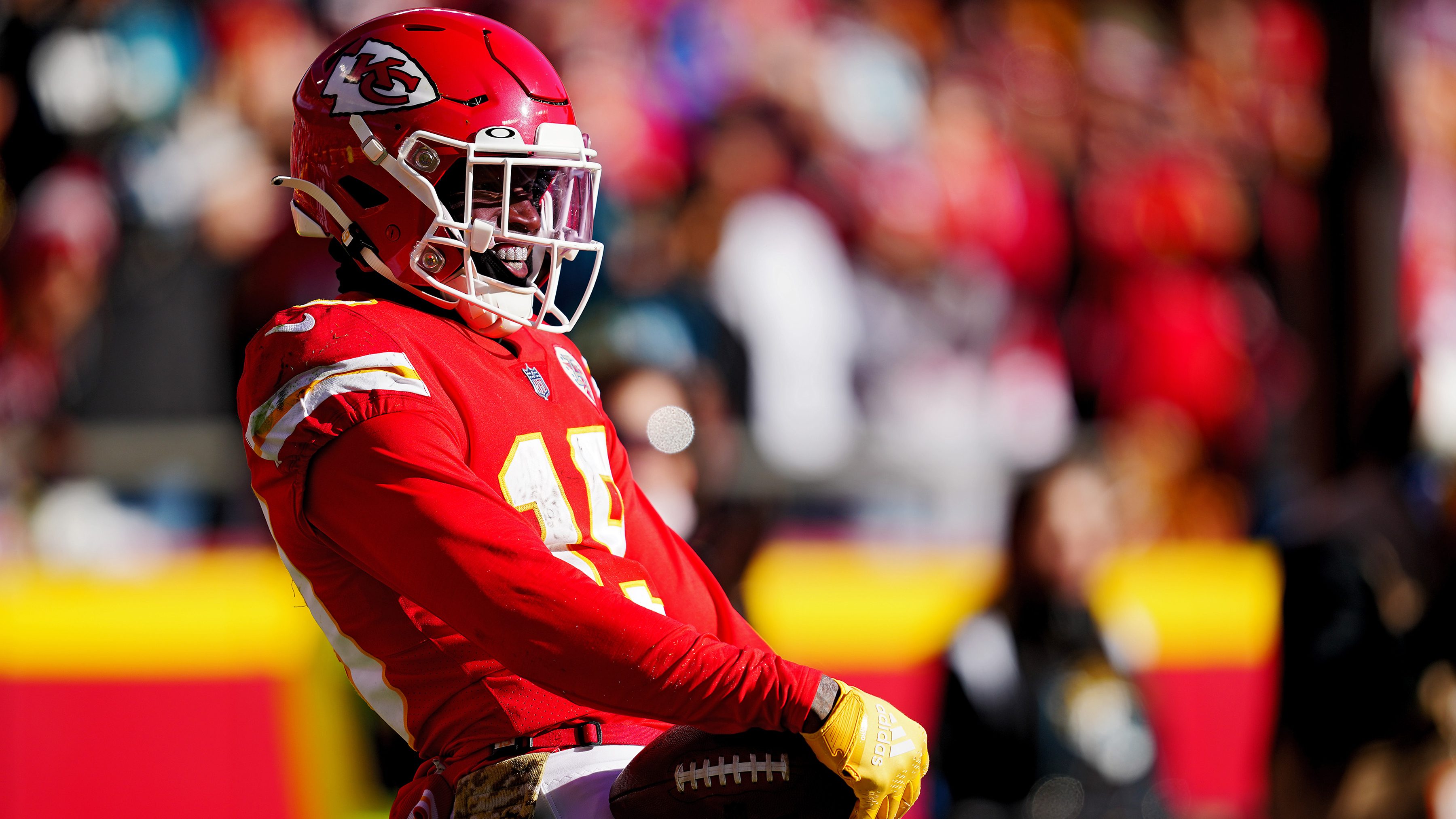 Chiefs WR Kadarius Toney's Facial Expression Goes Viral [LOOK]