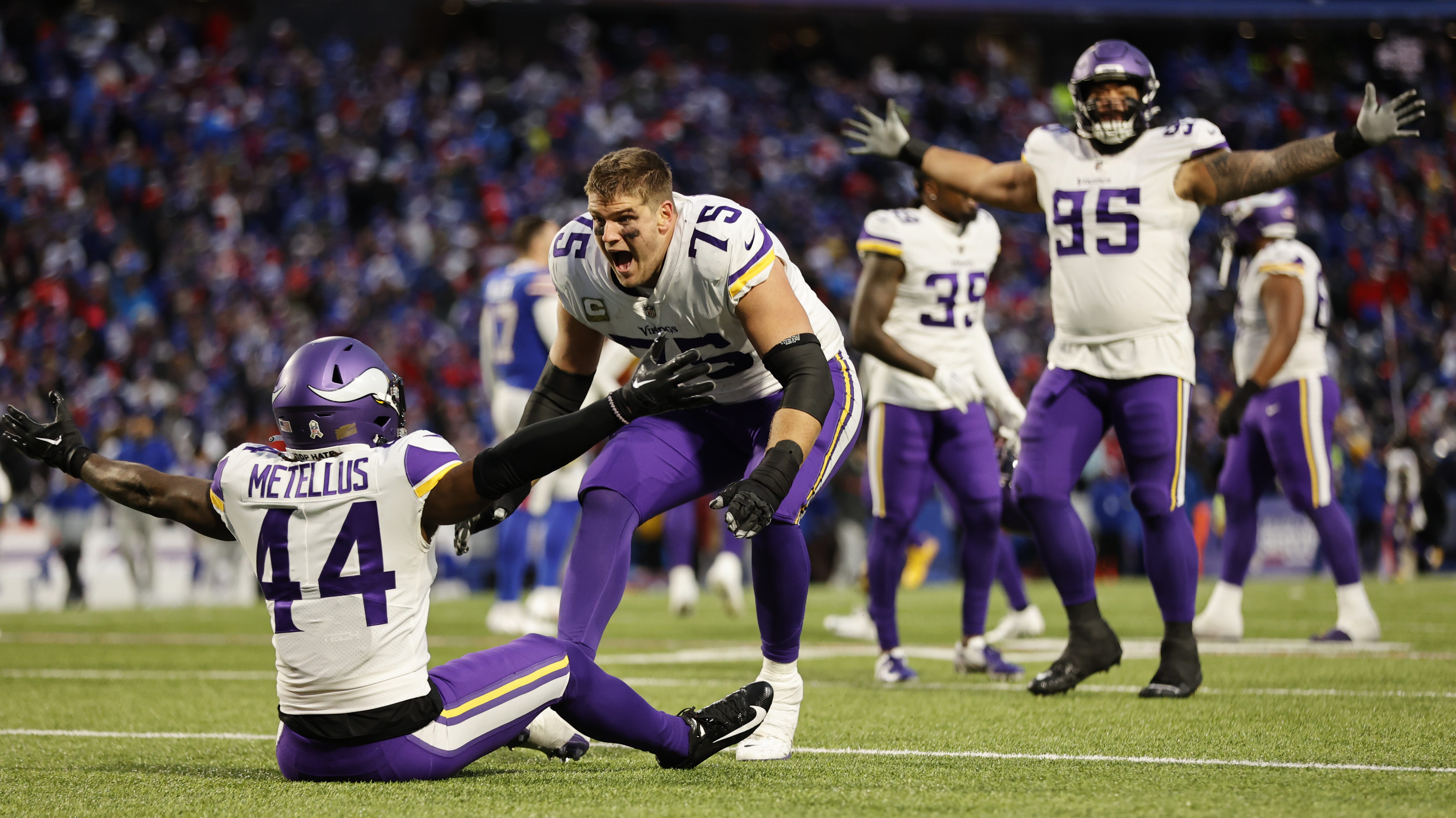 Vikings 'Potent Combination' Leads Best NFL Week 10 Reactions