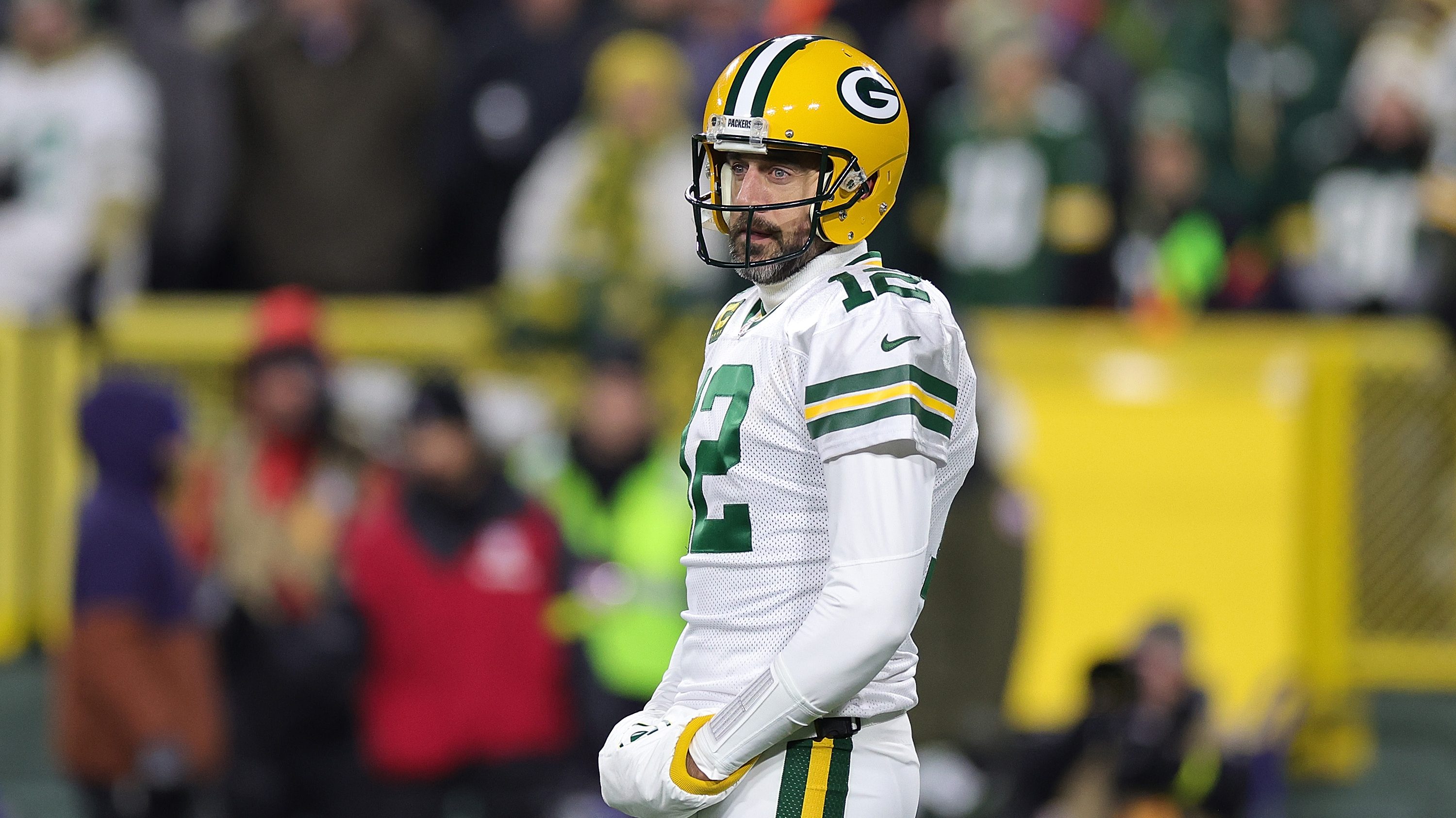 NFL GM Projects Packers Trade QB Aaron Rodgers to AFC West