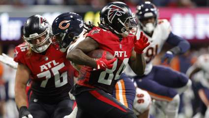Ex-Vikings WR Tells Why Falcons Star ‘Belongs in the Hall of Fame’