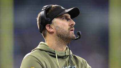 Eagles Add Interceptions Leader to Roster, Sign Ex-Patriots TE