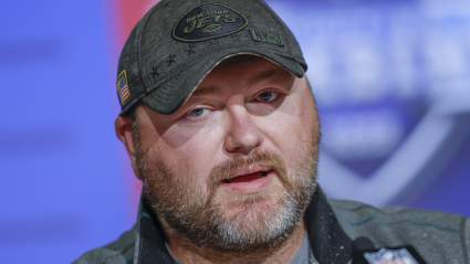 Jets Confirm Turning Down Trade Calls at Deadline