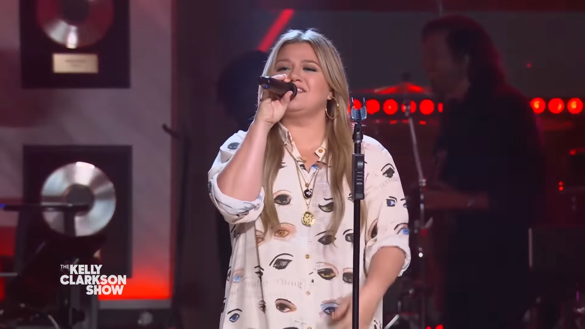 'The Kelly Clarkson Show' Renewed For 2 More Years