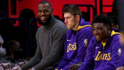 LeBron James Urged to Accept Role Change For Lakers Benefit