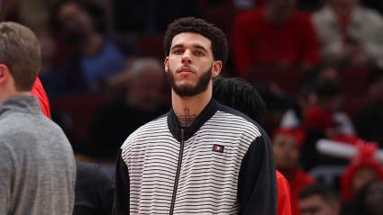 Bulls Insider Sends Strong Message on Lonzo Ball’s Potential Return