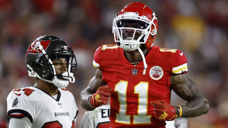 Awesome' WR Marquez Valdes-Scantling Impressing at KC Chiefs OTAs - Sports  Illustrated Kansas City Chiefs News, Analysis and More