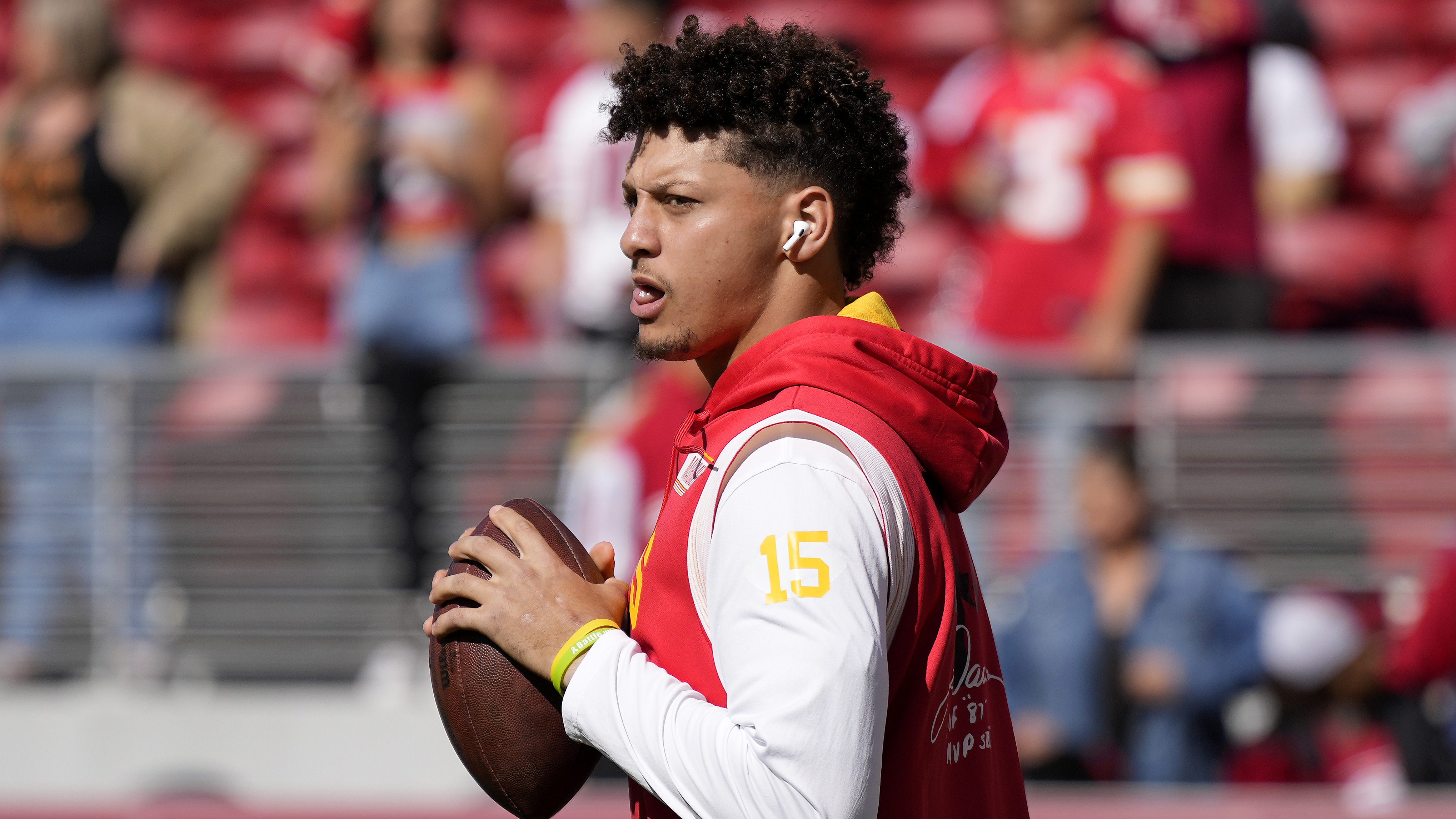 I'm Not Coming in Tomorrow: Patrick Mahomes Reveals His Physical State  After Intensely Physical Game Against Tennessee Titans - EssentiallySports