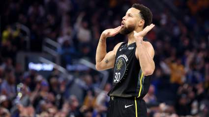 Warriors’ Steph Curry Trolls Refs, Takes Intentional Tech [WATCH]