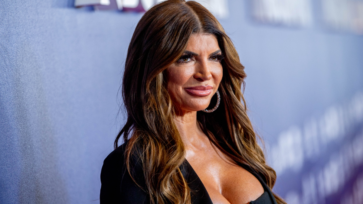 Fans React To Teresa Giudice S New Kitchen   Collage Maker 20 Dec 2022 07.03 AM 