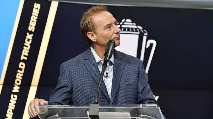 Longtime NASCAR Commentator Announces Departure From FOX Sports
