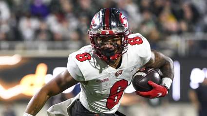 Rams Adding 2 Receivers, Including Past NCAA Triple Crown Leader