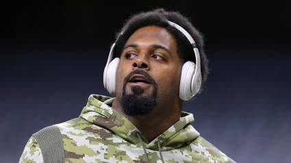 8-Time Pro Bowl Edge Emerges as Bears’ Option Amid Hendrickson, Crosby Doubts