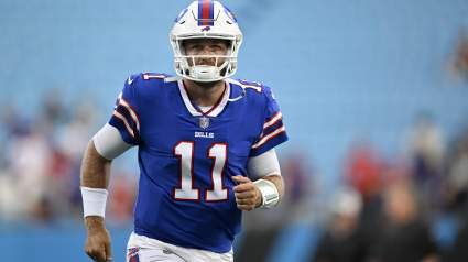 Bills QB Reveals He Took Massive Pay Cut to Remain in Buffalo