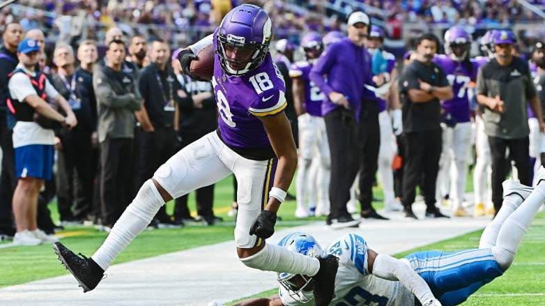 Vikings Coach Gives Conflicting Update on $22 Million Star's Status vs.  Lions