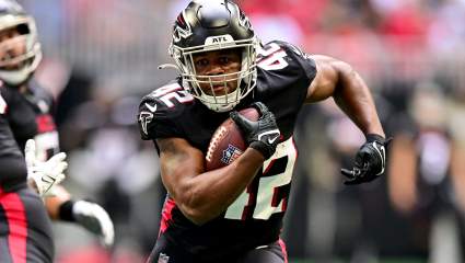 Falcons Share Injury Update on RB Caleb Huntley