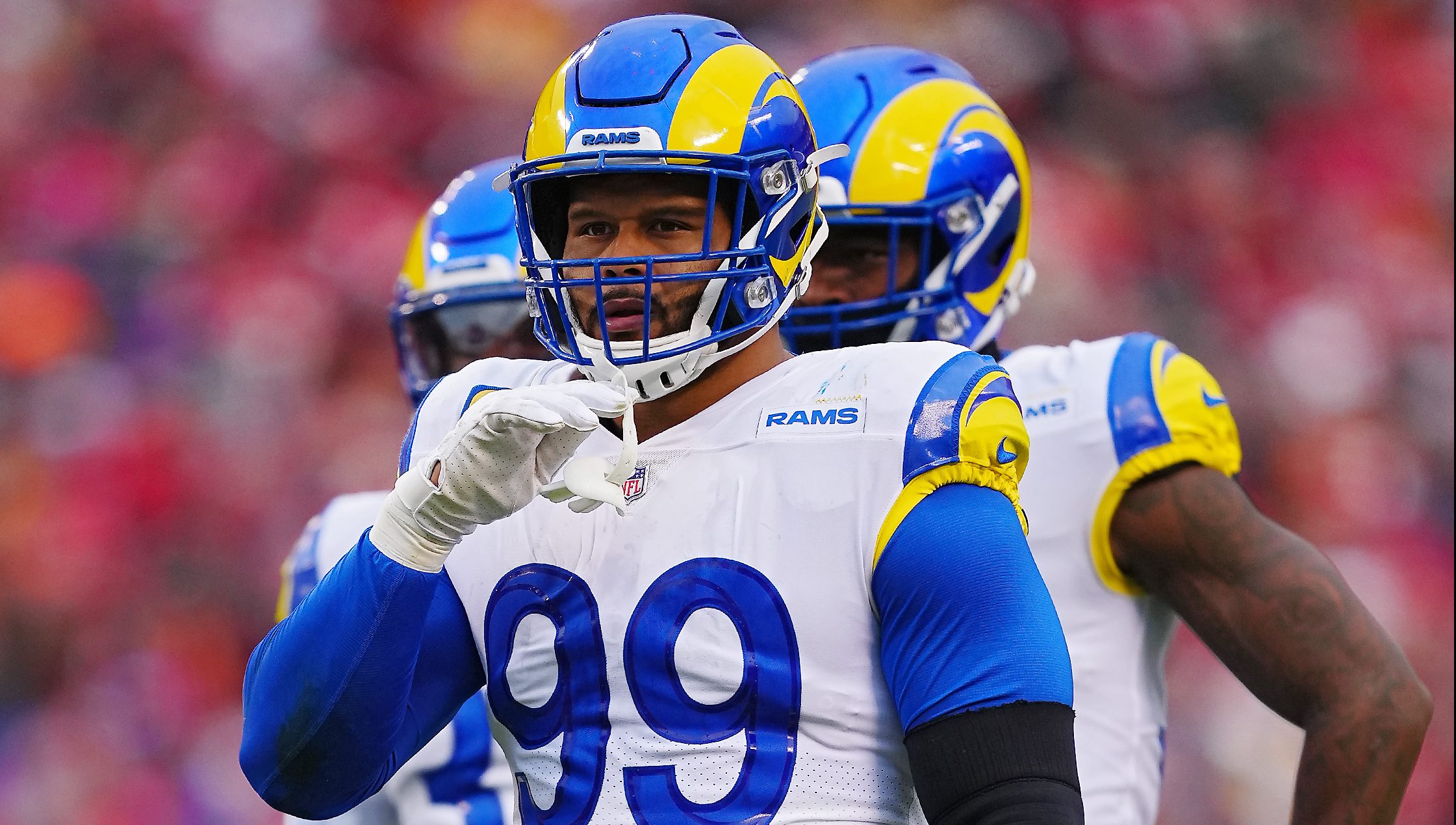 Rams Urged to Get Aaron Donald Help With College Sack Artist