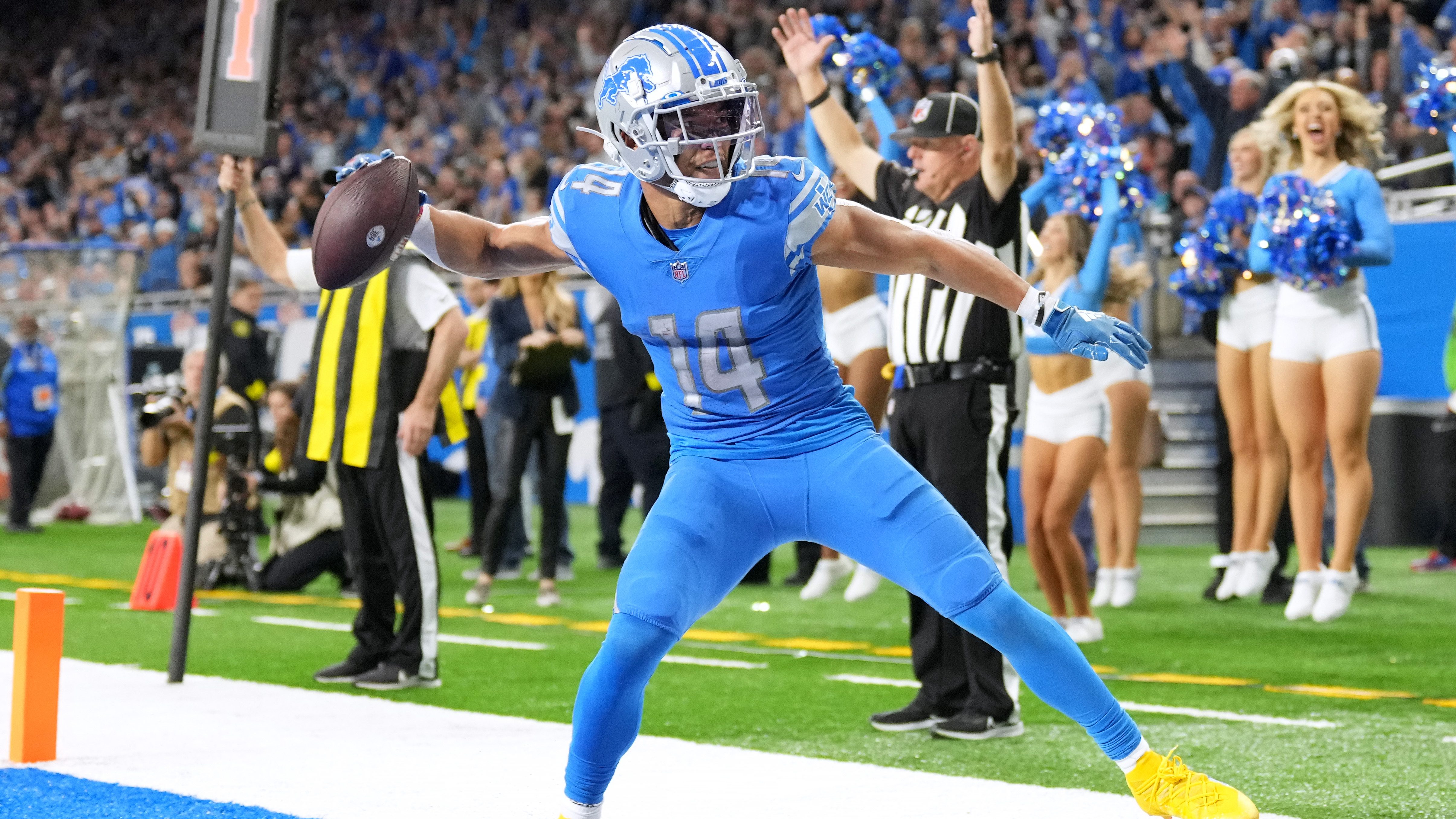 Detroit Lions Amon-Ra St. Brown earns solid PFF grades - Sports Illustrated Detroit  Lions News, Analysis and More