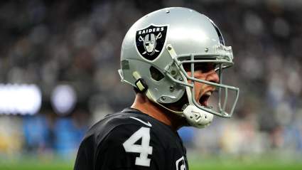 Insider Names Raiders Favorite to Replace Derek Carr With 3-Time MVP