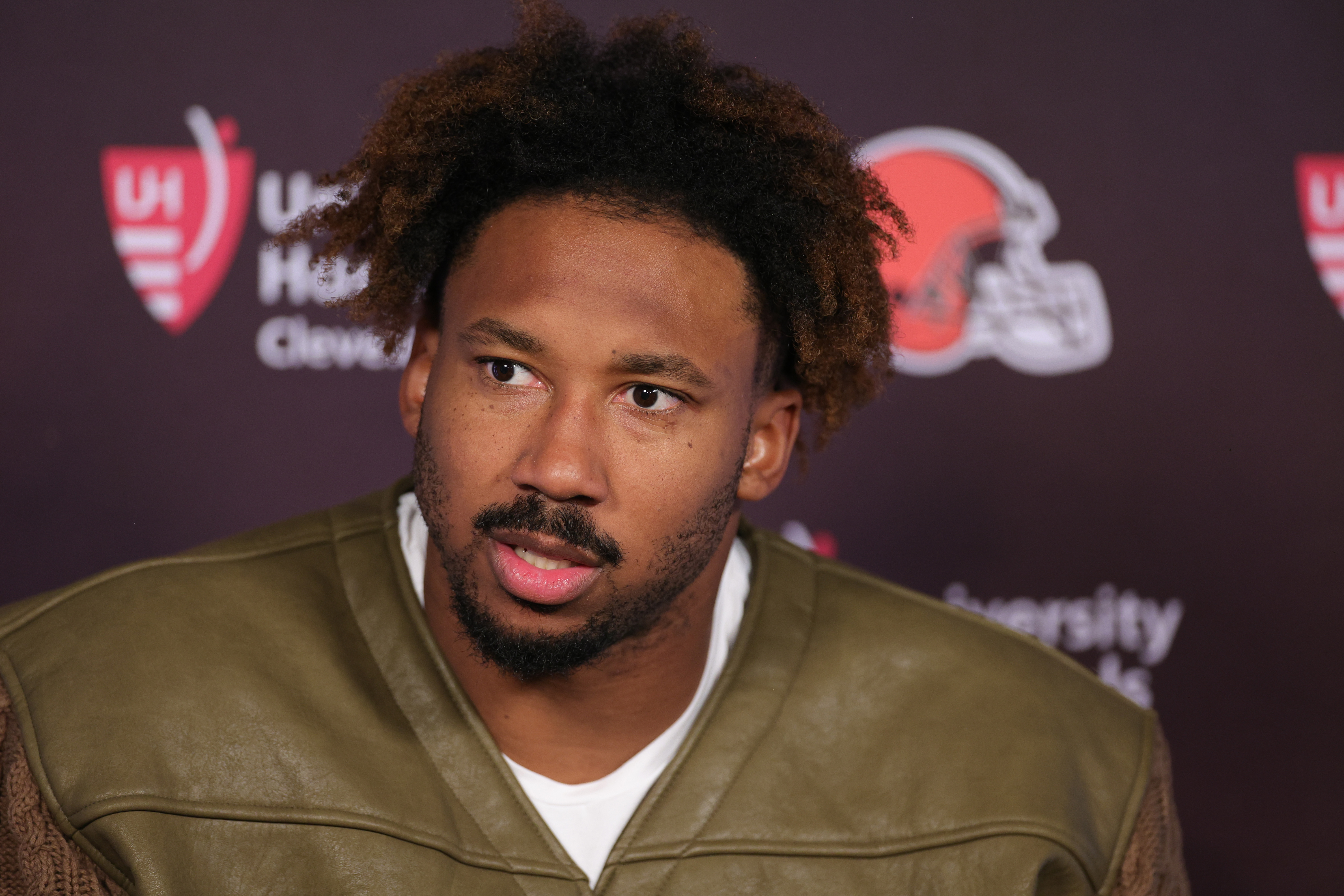 Browns Pass Rusher Myles Garrett Praises Ravens Backup QB