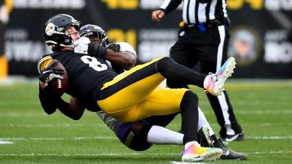 Steelers Insider Questions Handling of Kenny Pickett’s Head Injury
