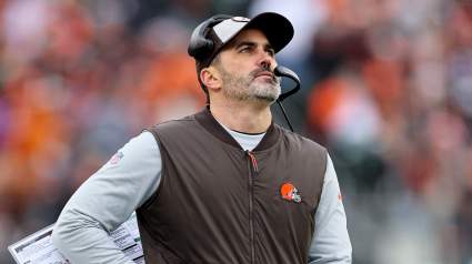 Browns Defensive End Suddenly Terminates Contract With Team