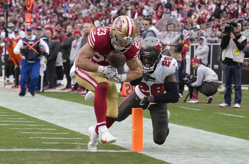 Christian McCaffrey dazzles for 49ers in 31-14 win over Rams