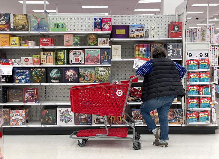 Target Christmas Day & Eve Hours 2022 Is It Open or Closed?