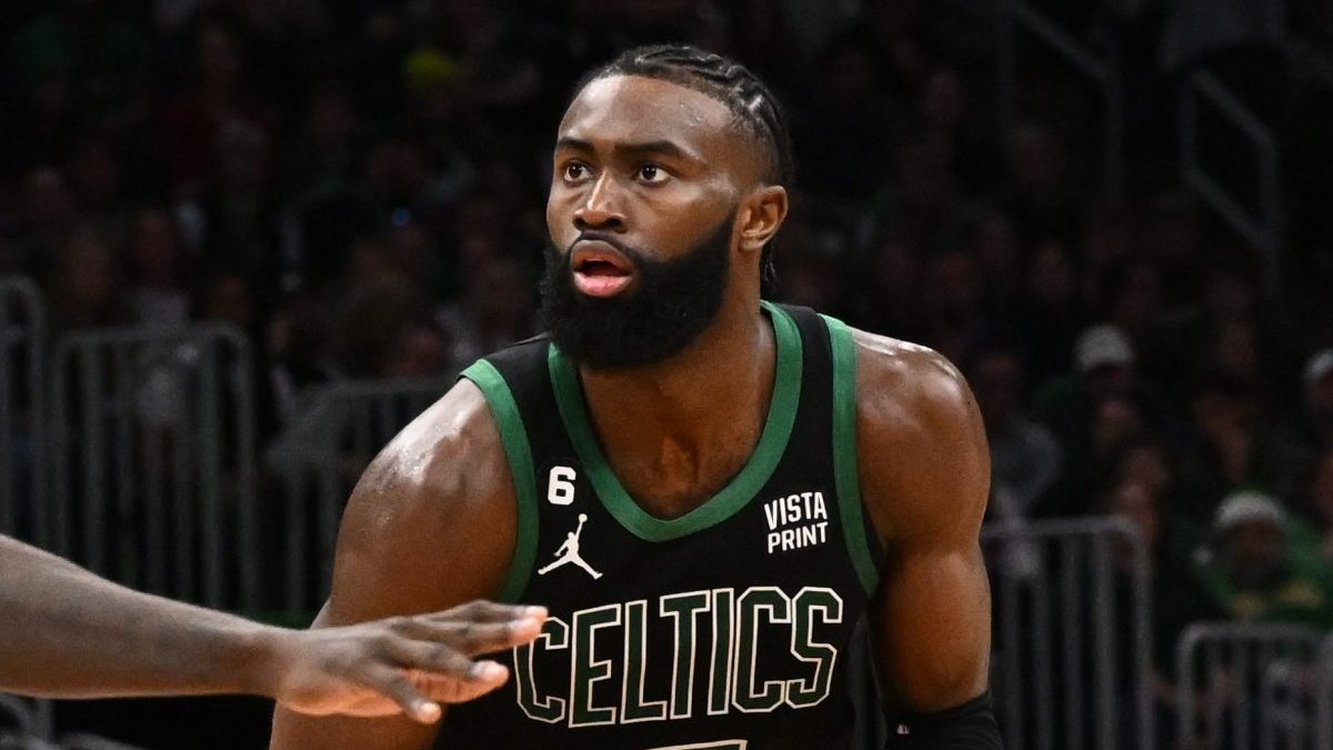 Jaylen Brown Calls Out Referees For Travel Calls After Magic Loss