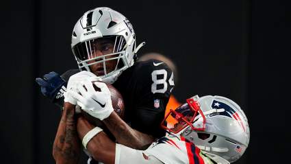 New Image of Controversial Raiders TD Catch Stirs Debate
