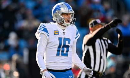 Analyst Suggests Lions Pursue Aging Former Pro Bowl QB This Offseason