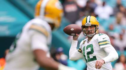 Packers Trade Proposal Flipping Rodgers For $34.8 Million QB Reignited