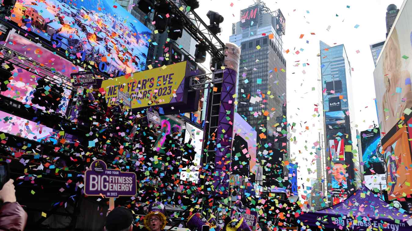 WATCH Jonathan Hosts NYE Ball Drop in Times Square 2023