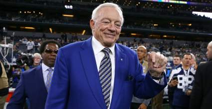 Cowboys’ Jerry Jones Drops Surprise Update on Terrell Owens: ‘Never Talked’