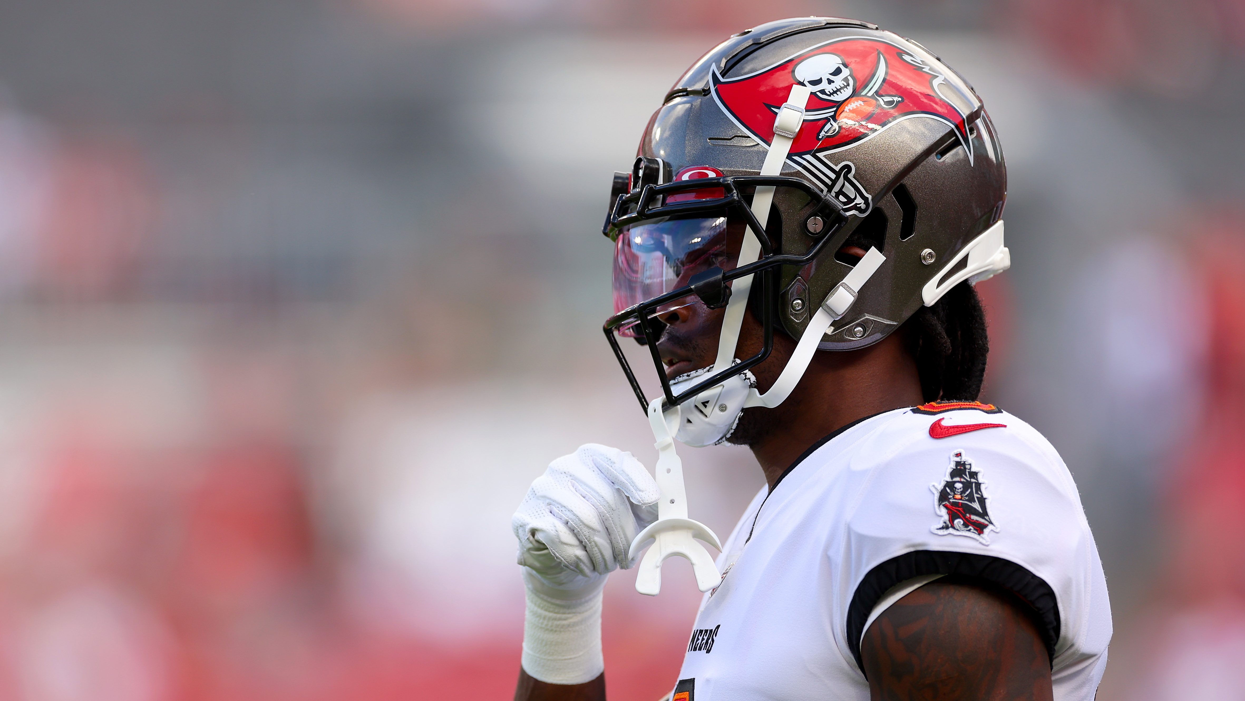 Titans fill hole, adding star wide receiver Julio Jones to potent offence