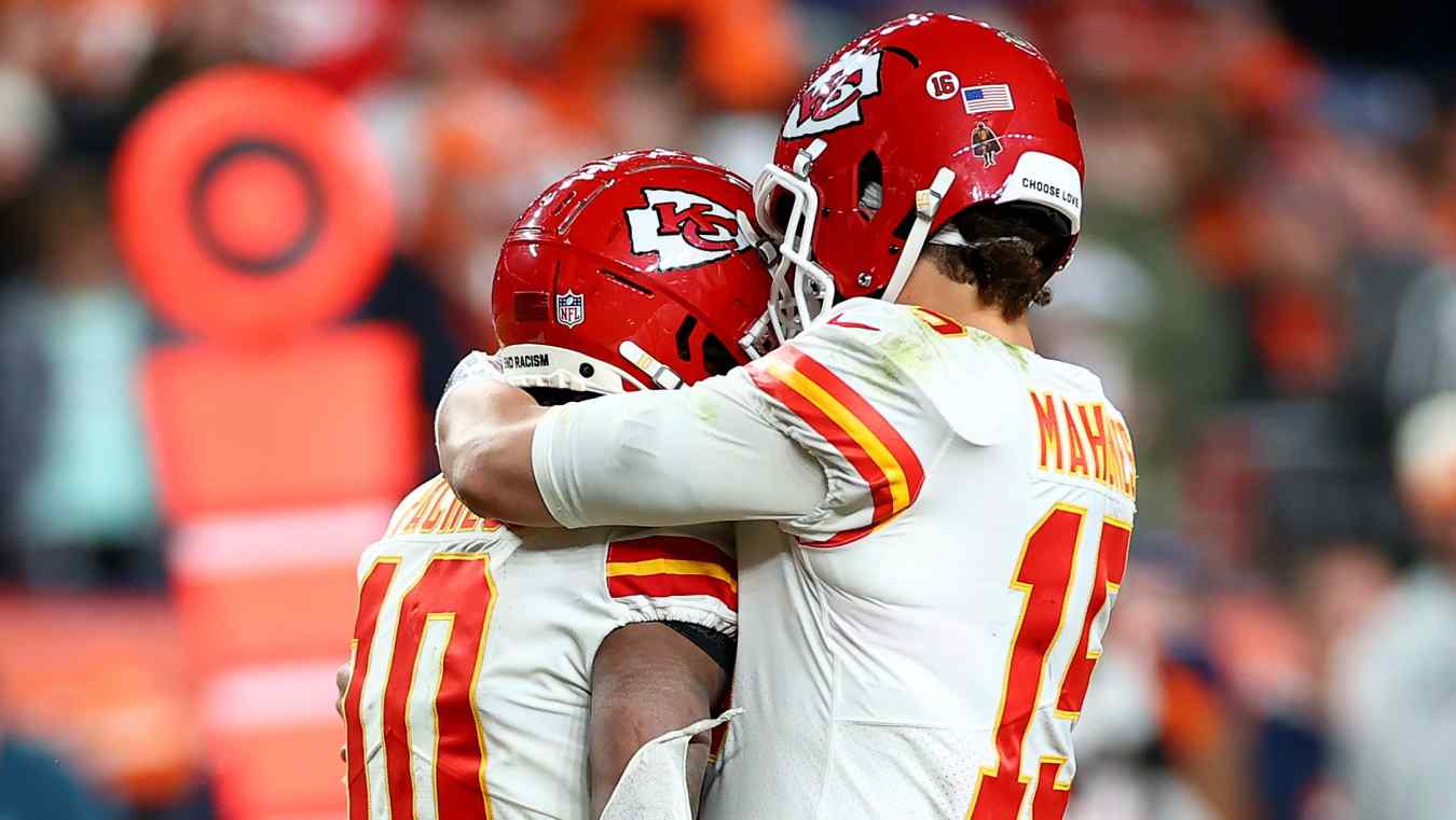 Patrick Mahomes, Frank Clark Message Chiefs After Week 14